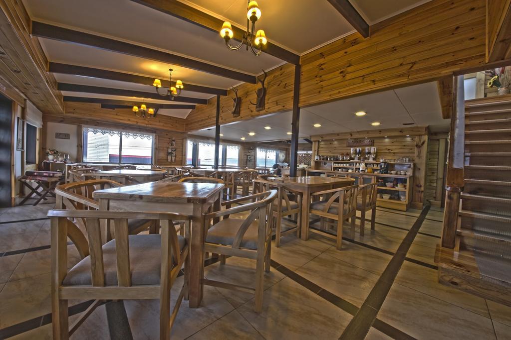 Viento Patagonico Hotel Пуерто Наталес Екстериор снимка